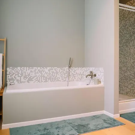 Gezellig & Ruim Rijhuis Met 3 Slaapkamers Dichtbij Holiday home *